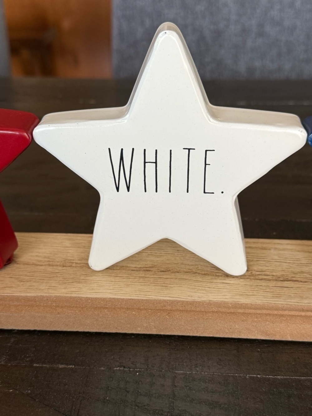 Rae Dunn Red, White & Blue Trio of Metal stars on Wooden Base- NWT - Picture 3 of 10